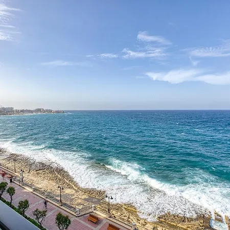 Tower Road Sliema, 4br With Sensational Views By 360 Estates Lägenhet *