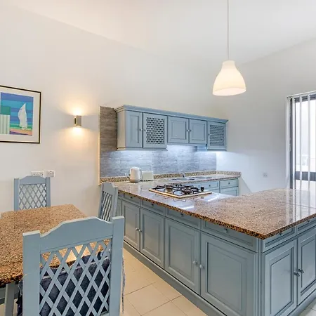 דירה Tower Road Sliema, 4br With Sensational Views By 360 Estates