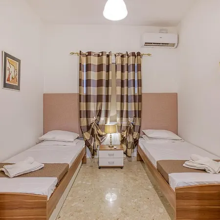 Tower Road Sliema, 4br With Sensational Views By 360 Estates סליאמה