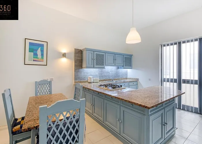 아파트 Tower Road Sliema, 4br With Sensational Views By 360 Estates