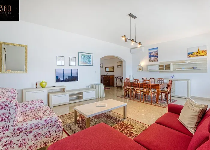Tower Road Sliema, 4br With Sensational Views By 360 Estates * 슬리에마