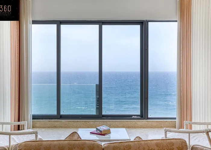 아파트 Tower Road Sliema, 4br With Sensational Views By 360 Estates *